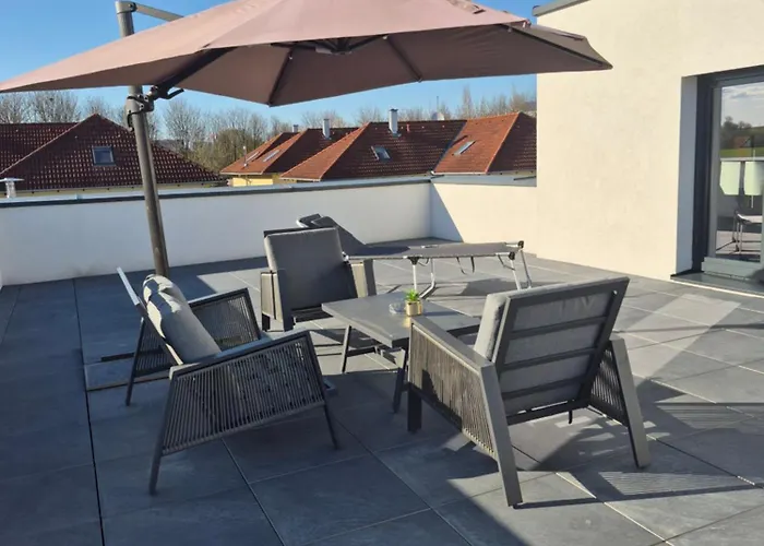 Lägenhet Neubauwohnung Mit 80 M2 Terrasse, 8 Minuten Von Entfernt Linz