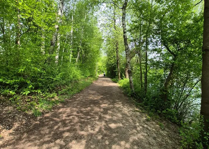 Neubauwohnung Mit 80 M2 Terrasse, 8 Minuten Von Entfernt Lägenhet *