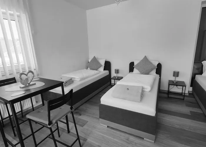 Neubauwohnung Mit 80 M2 Terrasse, 8 Minuten Von Entfernt Lägenhet Linz