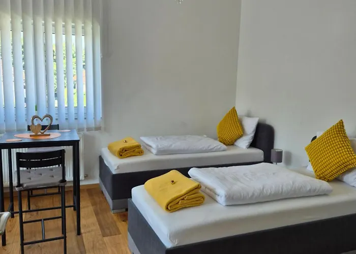 Lägenhet Neubauwohnung Mit 80 M2 Terrasse, 8 Minuten Von Entfernt